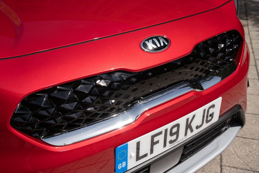 Детали экстерьера Kia Niro EcoHybrid (DE) 2019 года  (UK) (фото 12 из 40)